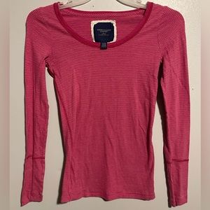 American Eagle long sleeve shirt size medium.